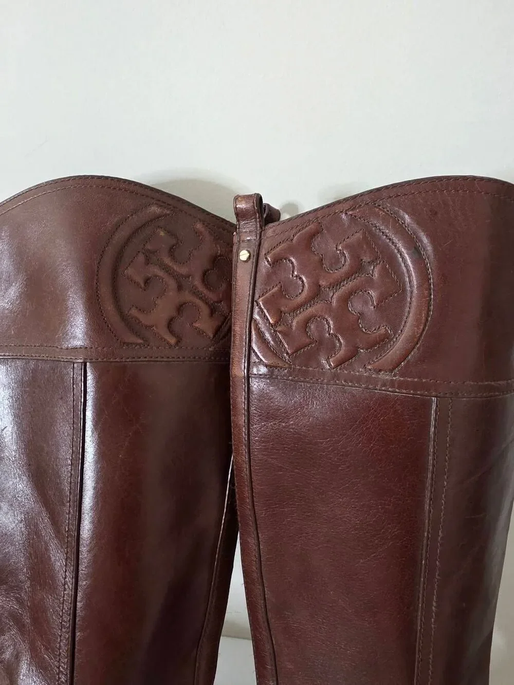 Tory Burch good gently